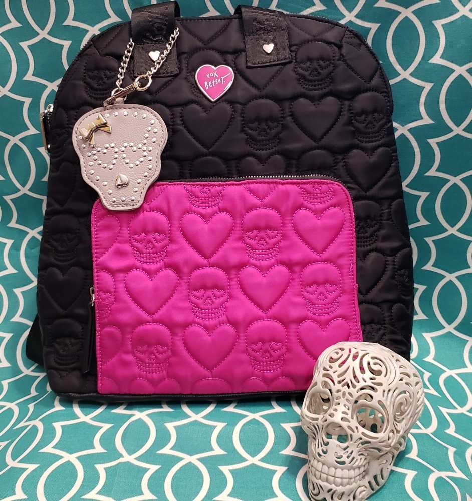 BETSEY JOHNSON SKULL BACKPACK